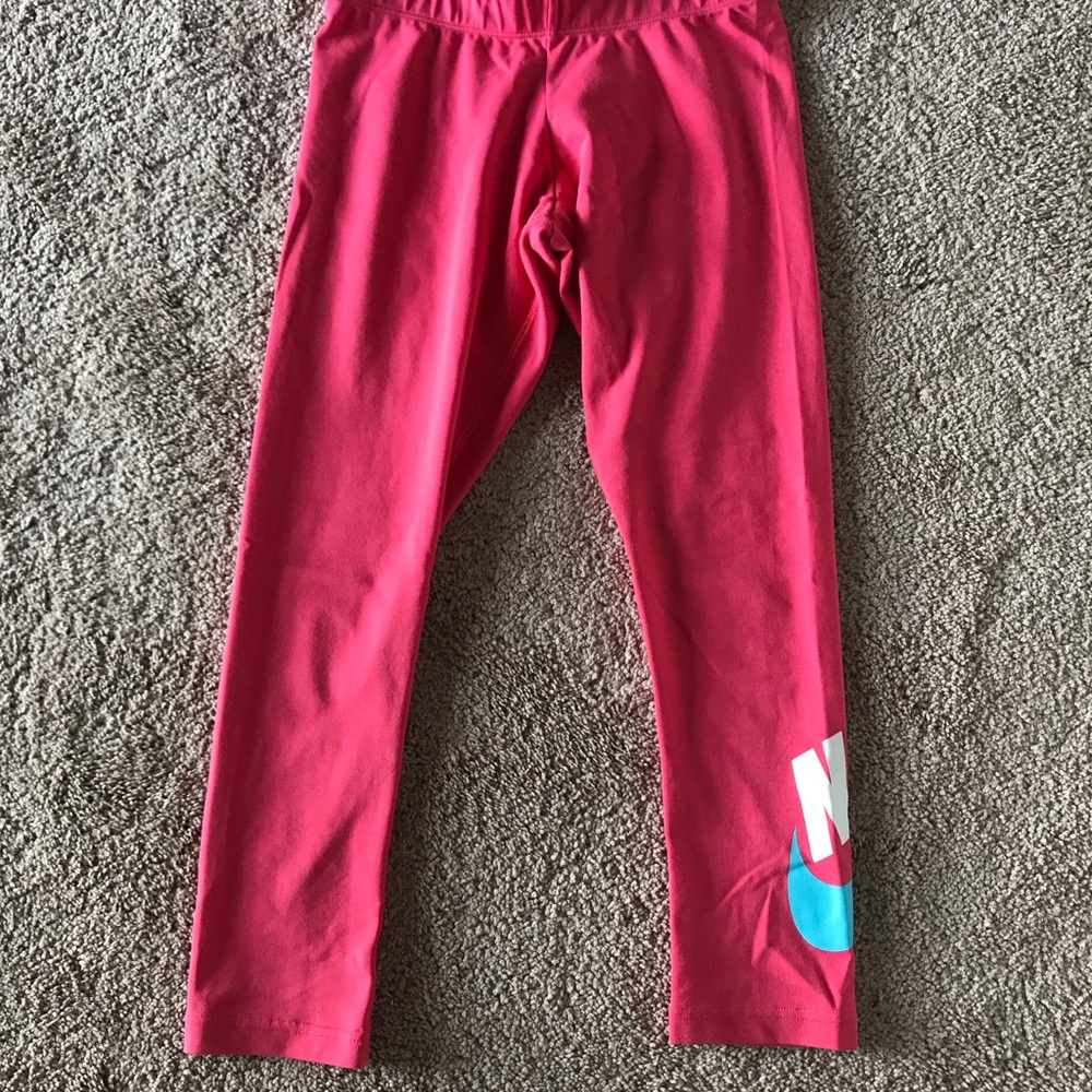 Nike Crop Leggings